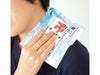 瞬間冷却パックで首元を冷やす