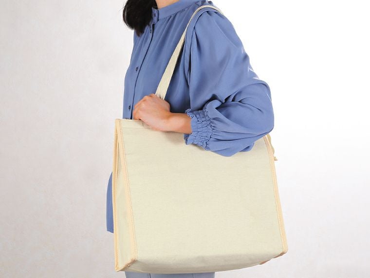 ナチュラル・保冷温スクエアビッグバッグ使用イメージ