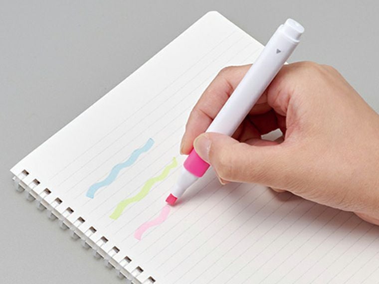 蛍光ペン３本セット使用イメージ