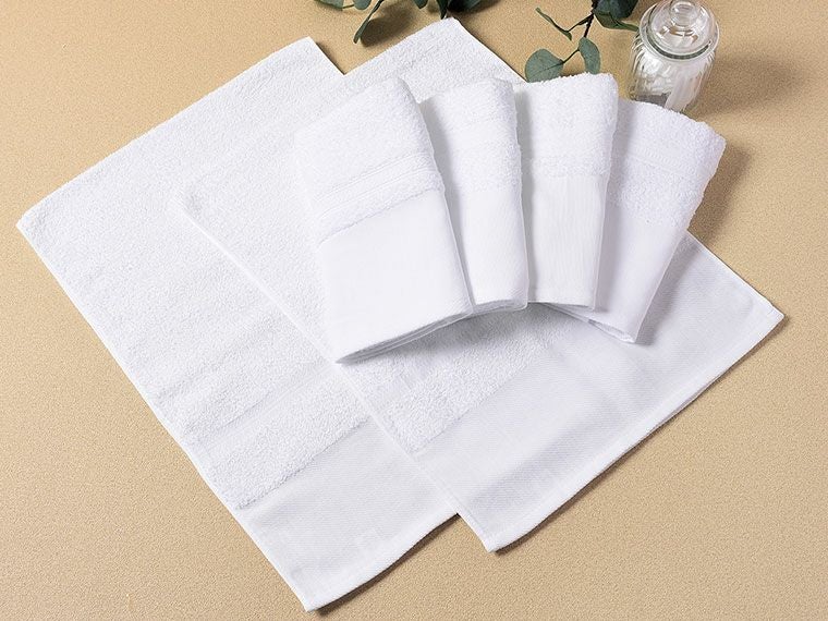 国産フェイスタオル〈RS〉ソフト全白タオル　240匁