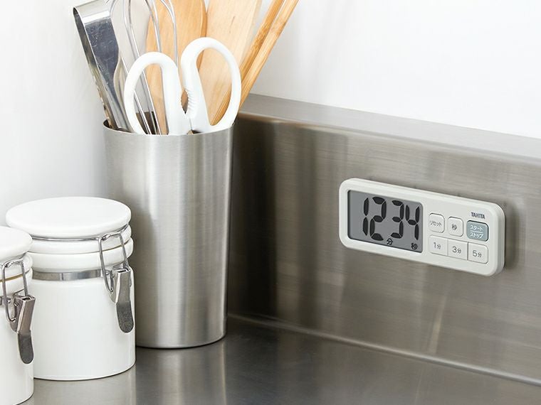 タニタ　抗菌でか見えタイマー　TD-431使用イメージ