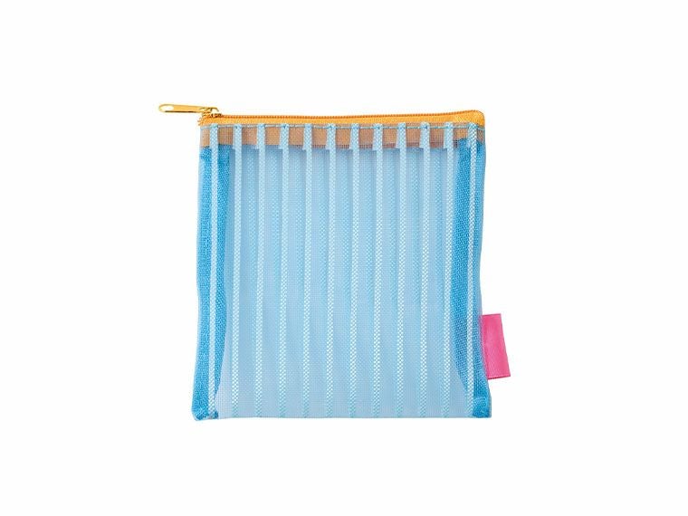 リアーク　カラーメッシュポーチの本体カラーブルー