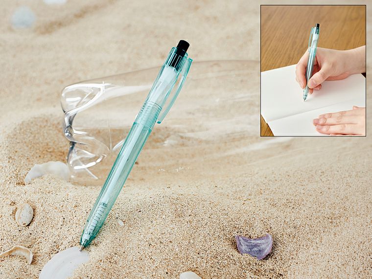 海洋プラスチックをリサイクルしたボールペン
