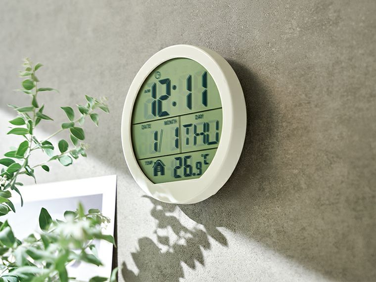 表示が見やすい丸時計