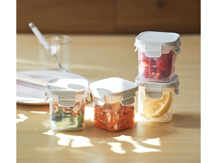 保冷剤付フードコンテナーはコンパクトサイズです。