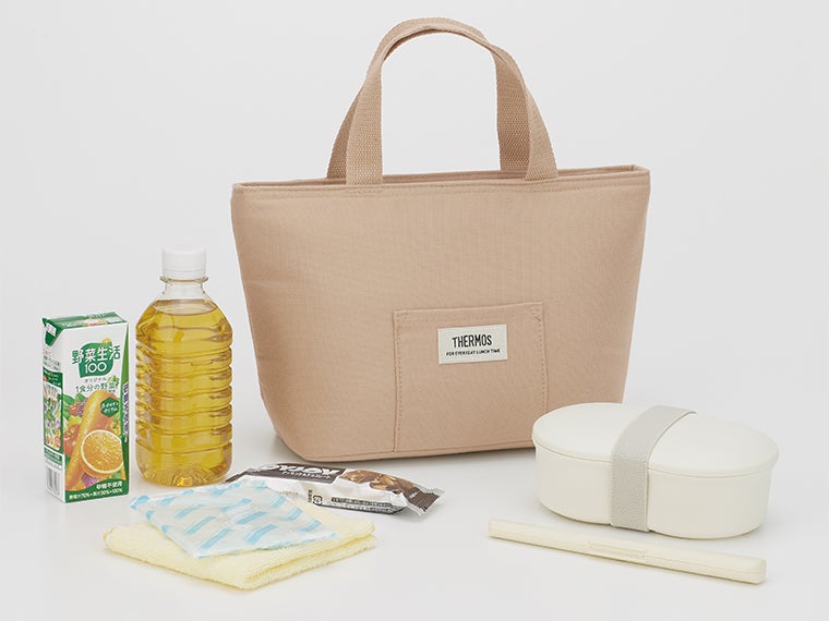 サーモス(THERMOS)RFF-0041保冷ランチバッグ4Lの使用イメージ