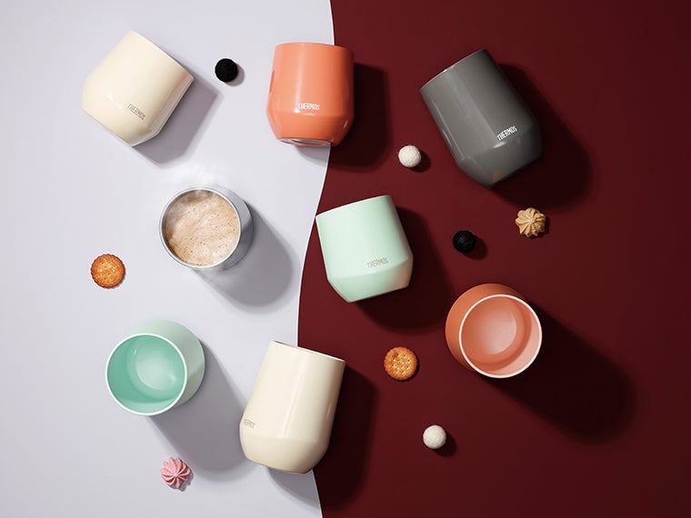 サーモス(THERMOS)JTE-400真空断熱カップ 0.4Lの本体カラーはミントグリーン~ナチュラルホワイト~ダークグレー~アプリコットオレンジの4色展開です。