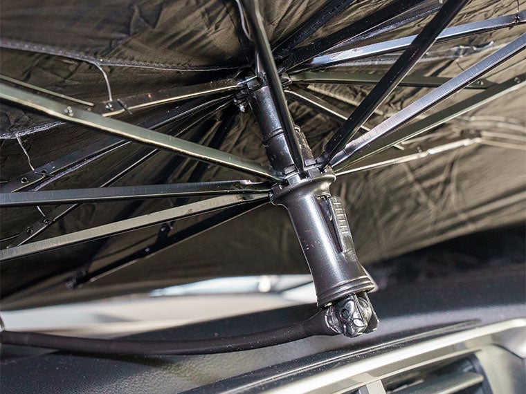 フロントサンシェードの内側の画像