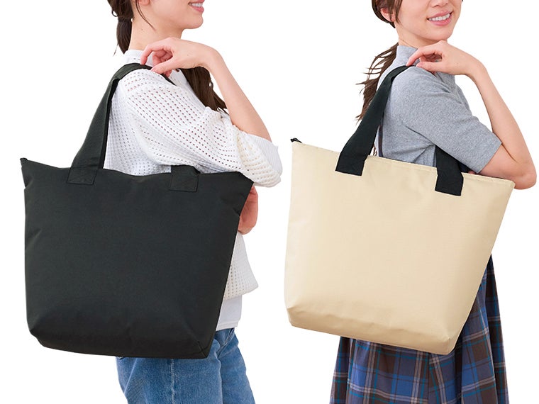 どでか保冷温トートは肩掛けができます。