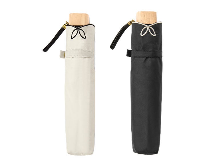 フルール／晴雨兼用折りたたみ傘はホワイトとブラックの2色アソートでお届けいたします。