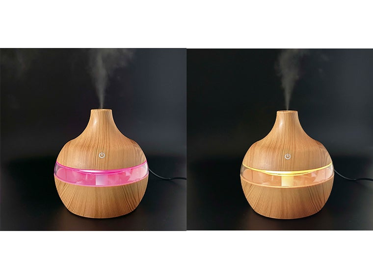 モク 卓上加湿器のイルミネーション機能ピンクとイエローの画像