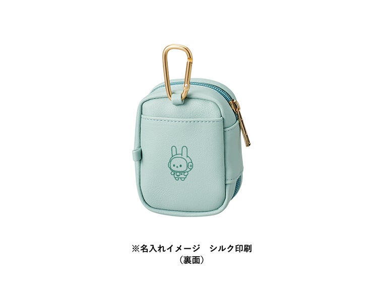 ぬいぐるみポーチ(S)の名入れイメージ画像。